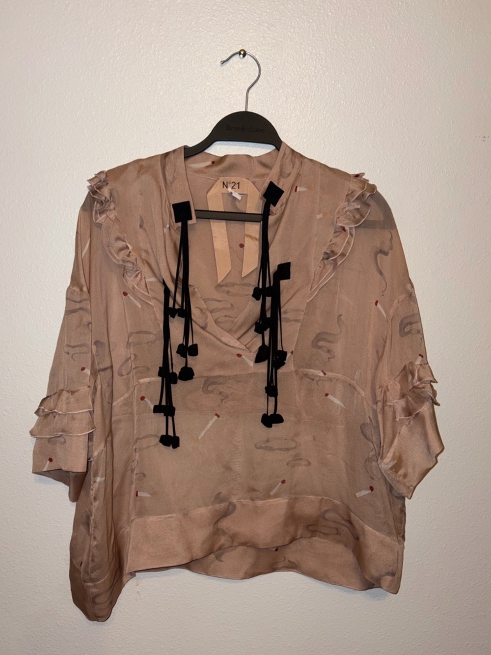 No. 21 Designer Silk Chiffon Sheer Ruffle Tie-Neck Top in Blush - Picture 5 of 6